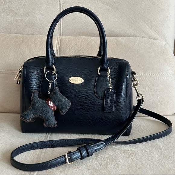 Coach Leather Satchel, Tote, Handbag, Crossbody Strap with Felt Hanging Scottie - Picture 1 of 16